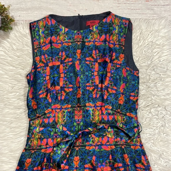 Hugo Hugo Boss Silk Multi Colored Stained Glass Geometric Tie Waist Dress - Picture 3 of 12